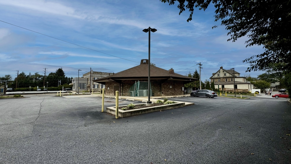 More Photos Of 3100 Garrett Rd, Drexel Hill General Retail For Sale