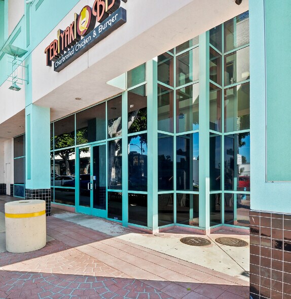 More Photos Of 7036-7058 Greenleaf Ave, Whittier Storefront For Sale