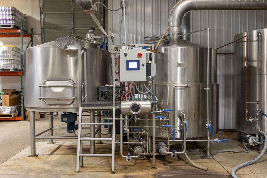 More Photos Of 65 Silver St, Sheffield Warehouse For Sale