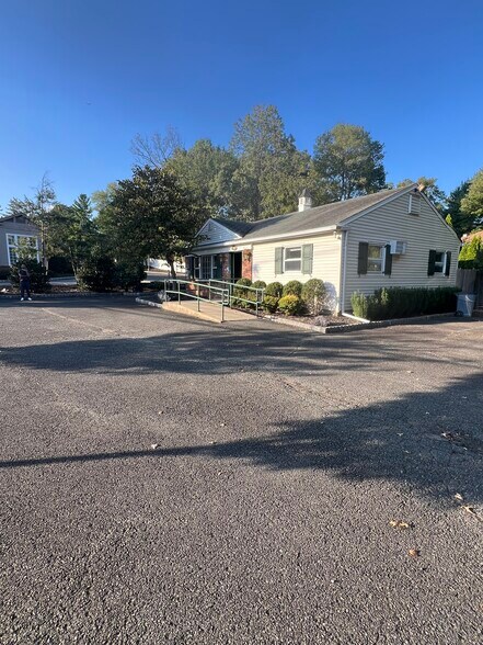 More Photos Of 118 Columbia Tpke, Florham Park Medical For Sale