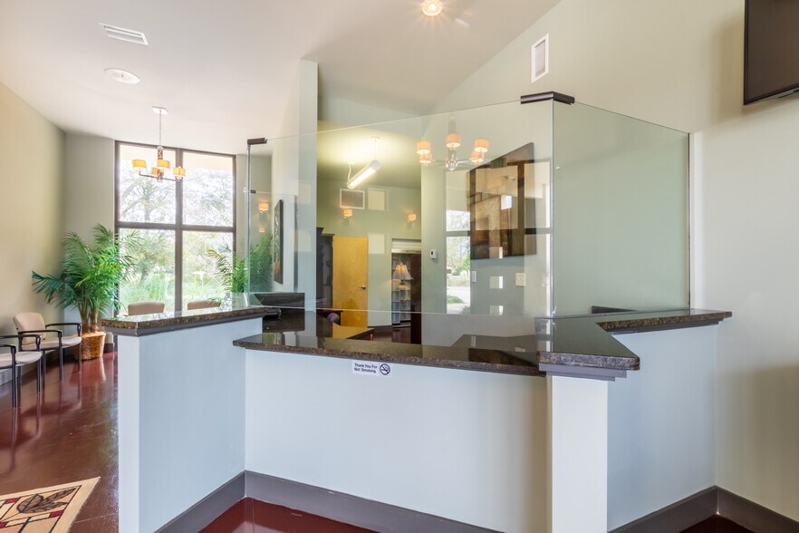 More Photos Of 100 S Greentree Ln, Foley Medical For Sale