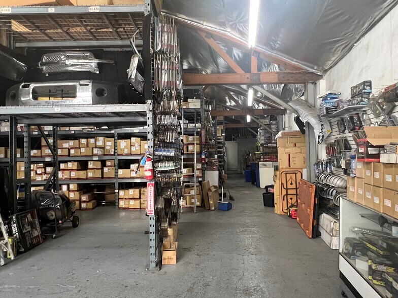 More Photos Of 1505-1515 S Santa Fe Ave, Los Angeles Warehouse For Lease