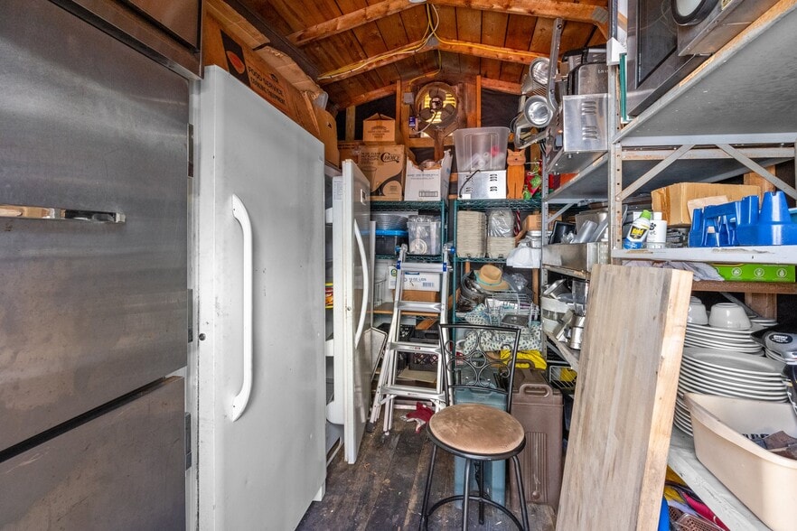 More Photos Of 512 Long Beach Blvd, Surf City Restaurant For Sale