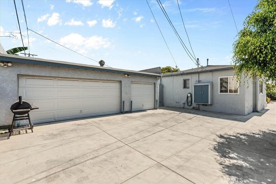 More Photos Of 1901 Hauser Blvd, Los Angeles Apartments For Sale