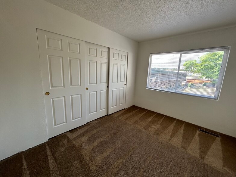 More Photos Of 2440 Sutro St, Reno Apartments For Sale