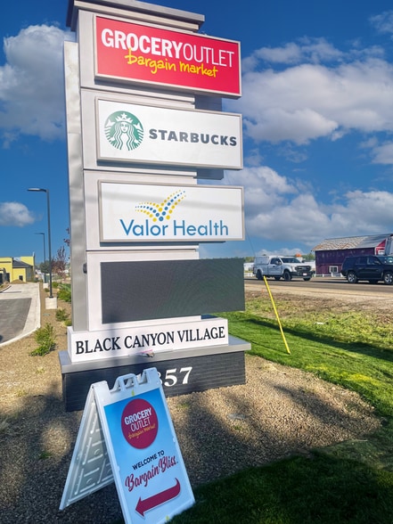 More Photos Of 2175 S Sub Station Rd, Emmett Supermarket For Sale