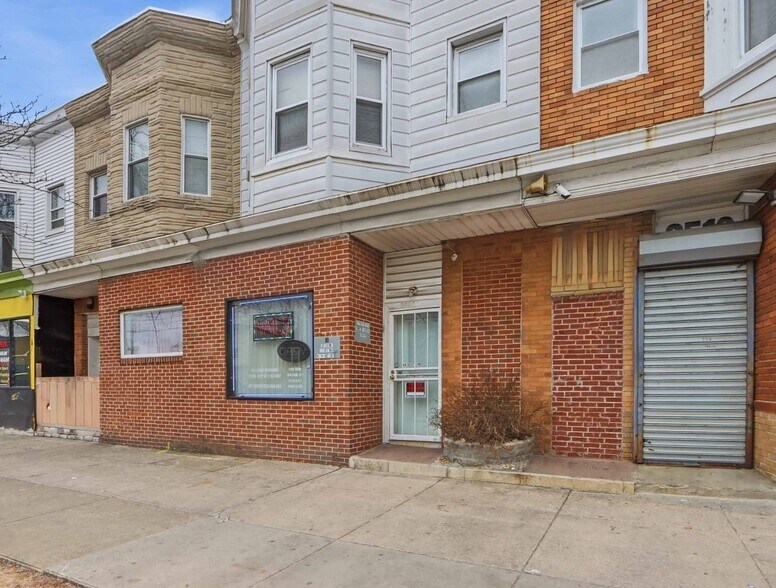 More Photos Of 2517 Washington Blvd, Baltimore Storefront Retail Residential For Sale