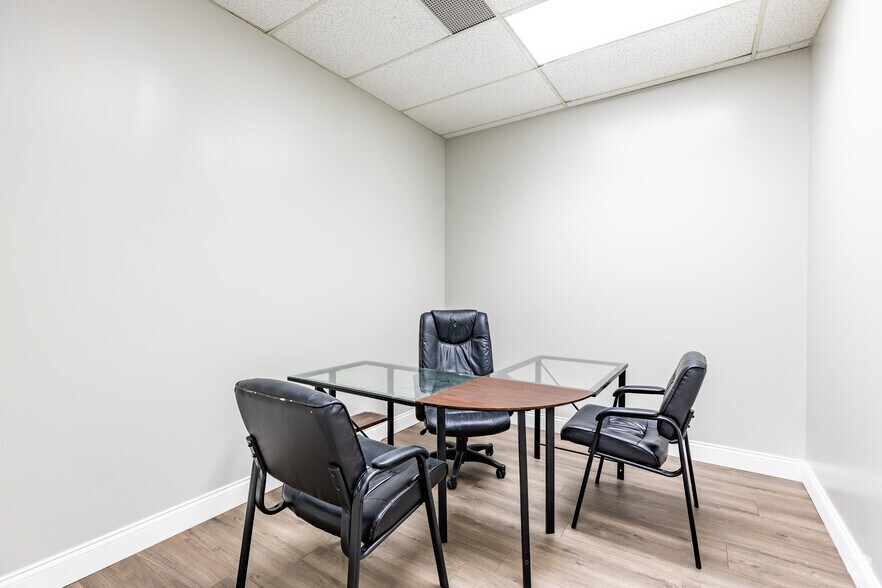 More Photos Of 6100 Lake Ellenor Dr, Orlando Office For Lease