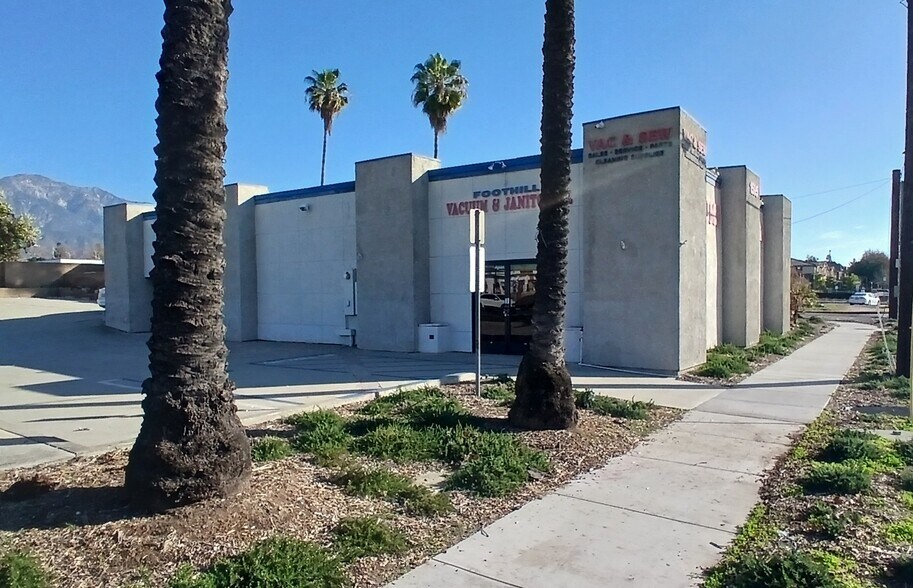 More Photos Of 1595 W Foothill Blvd, Upland Freestanding For Lease