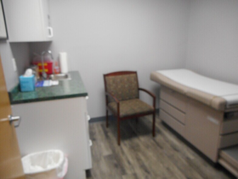 More Photos Of 504 Hamburg Tpke, Wayne Medical For Sale