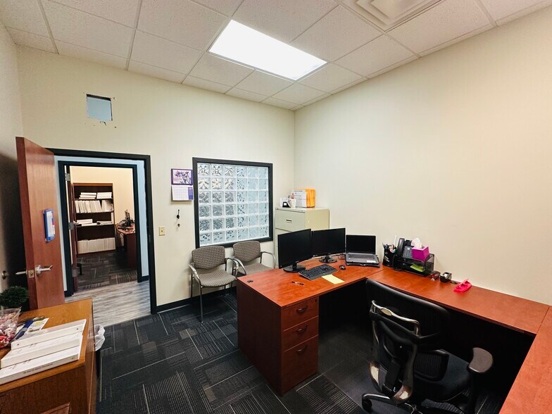 12276 San Jose Blvd, Jacksonville, FL 32223 Medical Office For Lease
