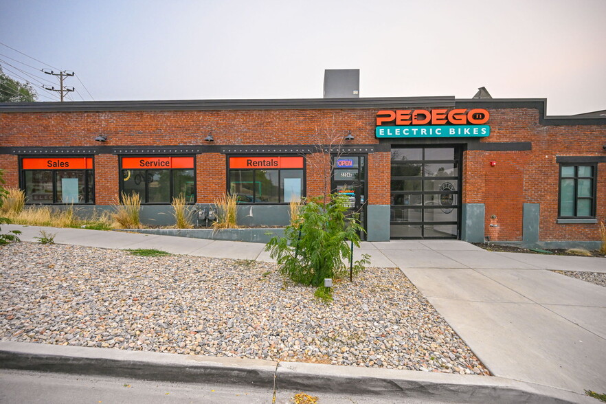 Primary Photo Of 2204 Washington Blvd, Ogden Storefront For Lease