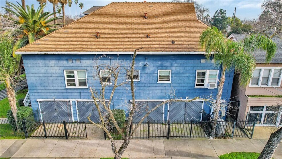 More Photos Of 2611 Alhambra, Sacramento Apartments For Sale