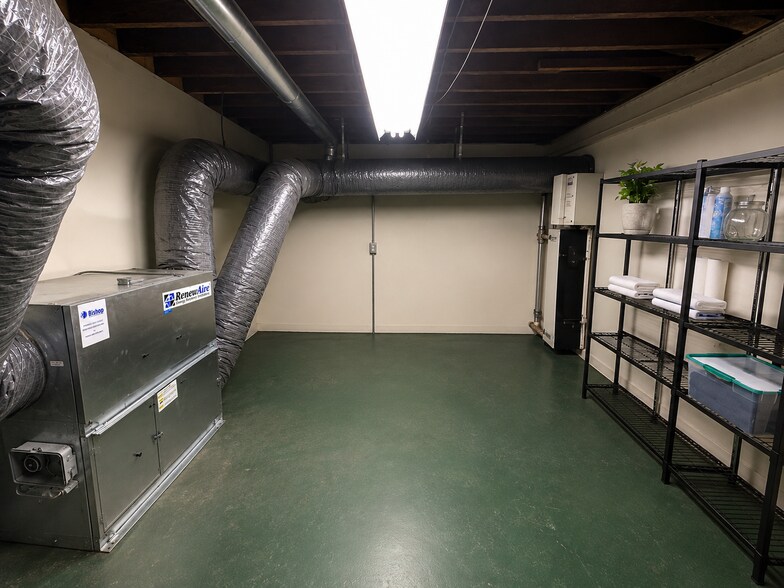 More Photos Of 17 S 2nd St, Grand Haven Loft Creative Space For Sale