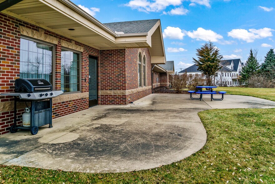 More Photos Of 4086 Legacy Pky, Lansing Office For Sale