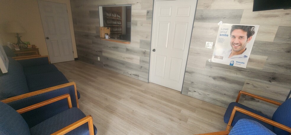More Photos Of 2885 Tapo St, Simi Valley Medical For Sale