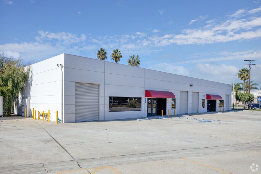 More Photos Of 22353 S Western Ave, Torrance Flex For Lease