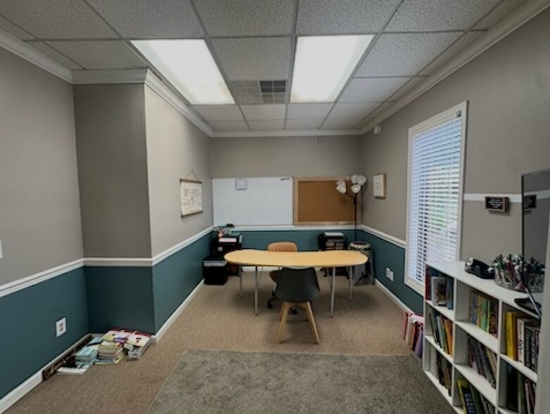More Photos Of 3401 Highway 153, Piedmont Office Residential For Lease