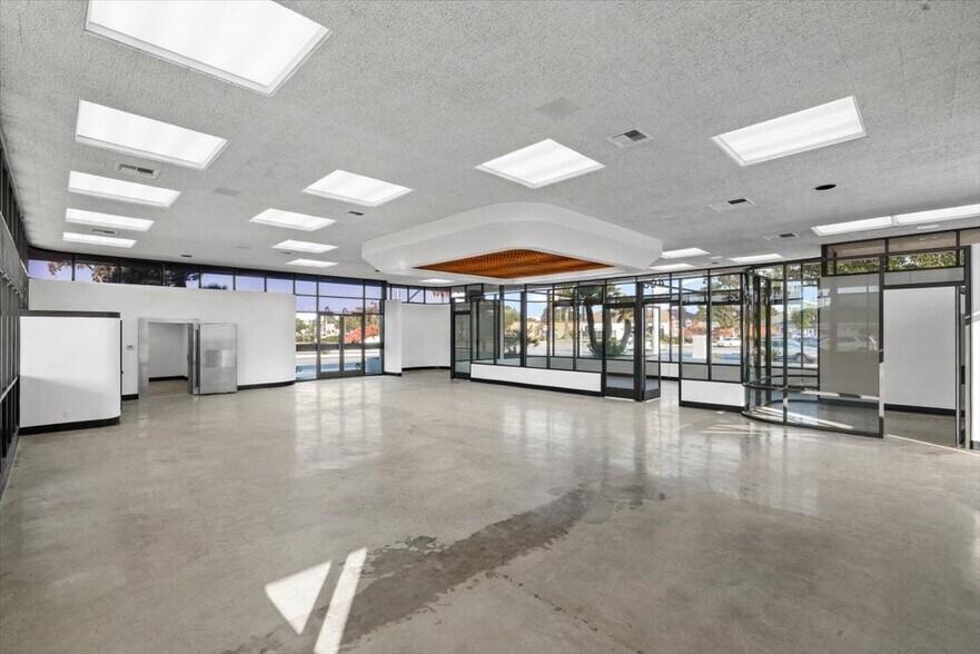 More Photos Of 402 E Main St, Santa Maria Medical For Sale