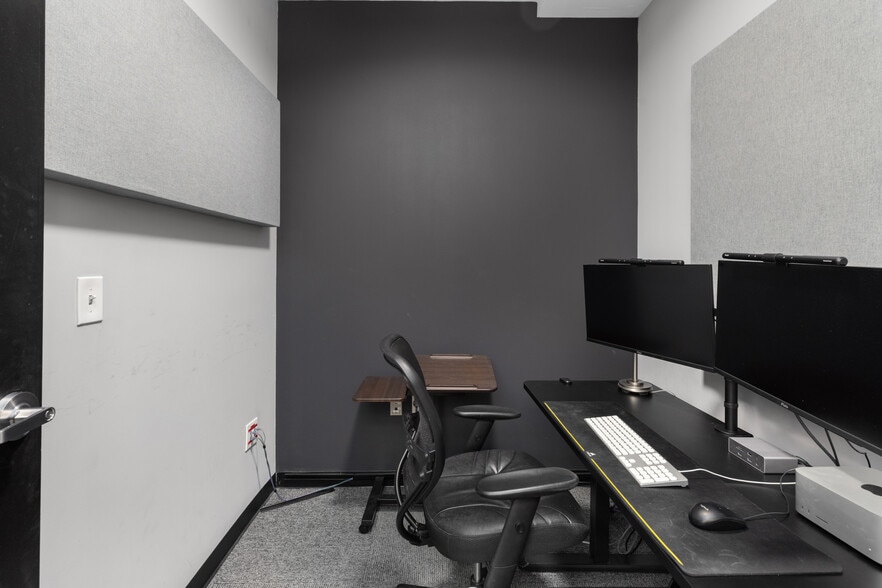 More Photos Of 934 Glenwood Ave SE, Atlanta Loft Creative Space For Sale