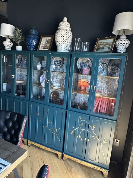 More Photos Of 141 Mansion Ave, Staten Island Restaurant For Sale