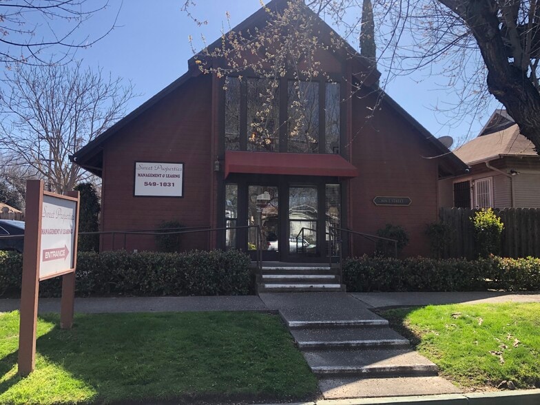 Primary Photo Of 1608 F St, Modesto Loft Creative Space For Sale