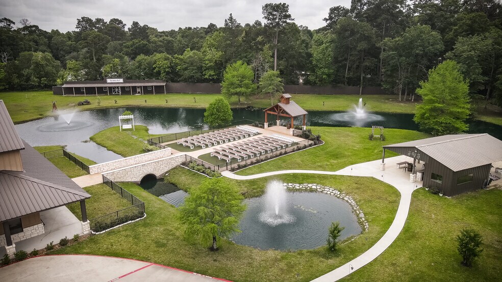 Primary Photo Of 24500 Drivers Rd, Splendora Lodge Meeting Hall For Sale