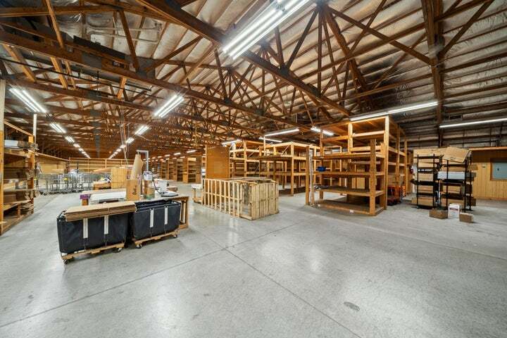 More Photos Of 130 Elizabeth Ln, Genoa City Industrial For Lease