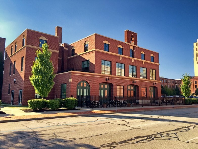 More Photos Of 57 S Broadway St, Akron Office For Lease