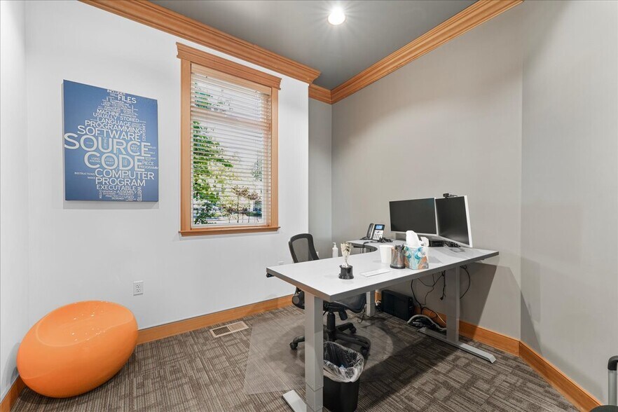 More Photos Of 817 Ohare Pky, Medford Loft Creative Space For Sale