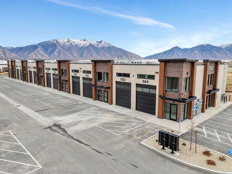 More Photos Of 3542 N Main St, Spanish Fork Warehouse For Lease
