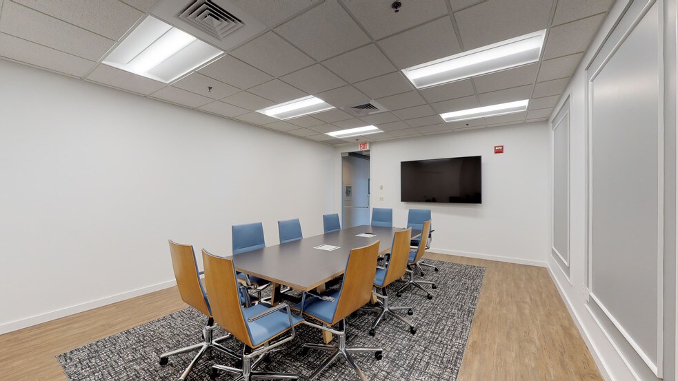 Primary Photo Of 5285 Shawnee Rd, Alexandria Office For Lease