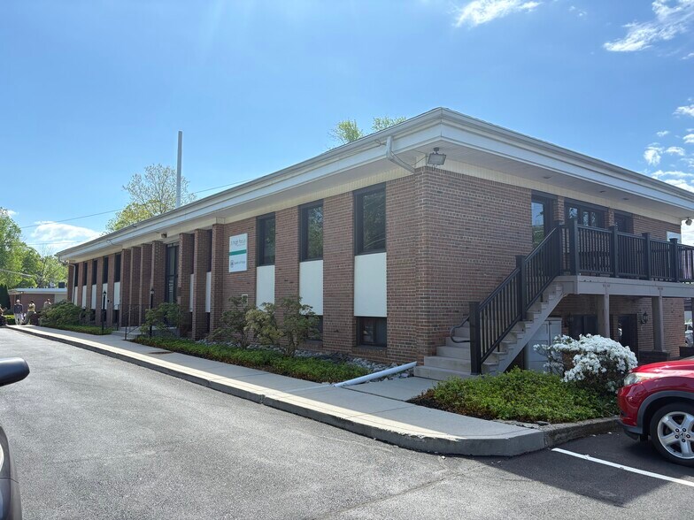 More Photos Of 1440 Russell Rd, Paoli Medical For Sale