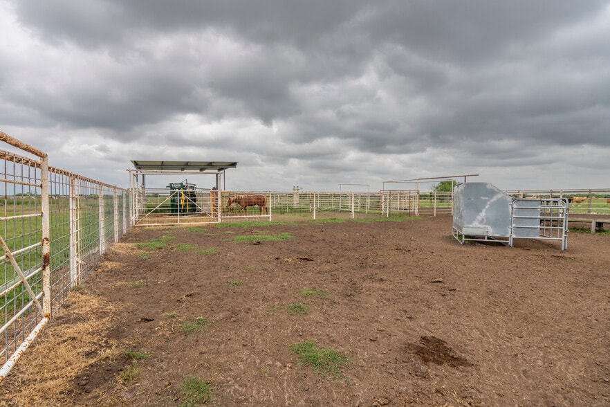More Photos Of 1038 FM 1360, Woodsboro Land For Sale
