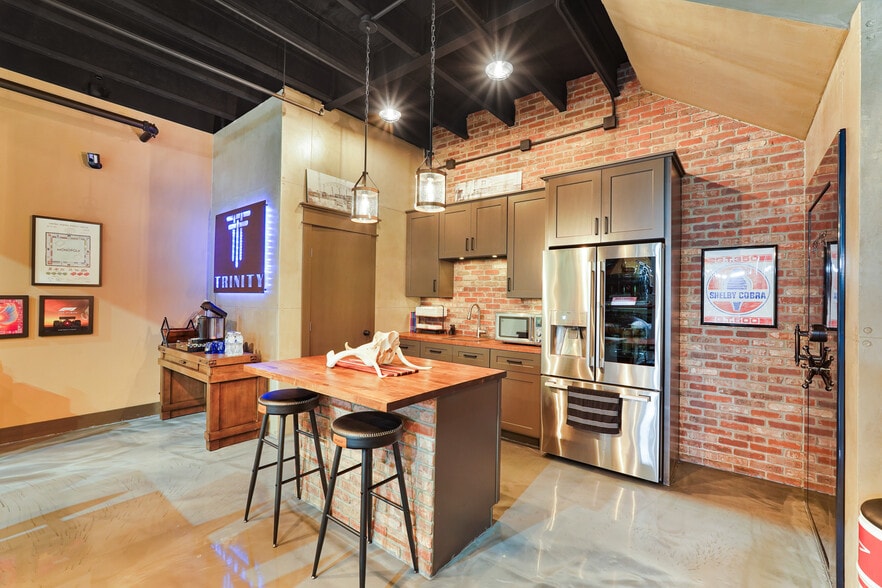 More Photos Of 1435 FM 1463 Rd, Katy Showroom For Sale