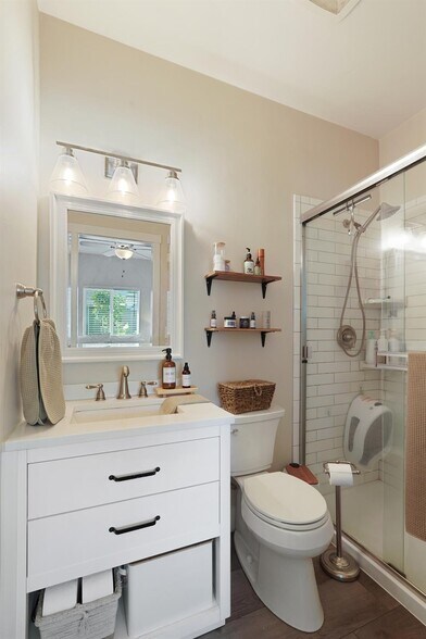 More Photos Of 595 E Augusta St, Woodbridge Apartments For Sale