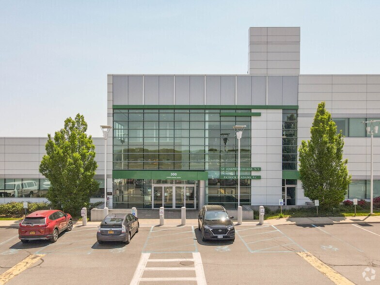 More Photos Of 3500 Sunrise Business, Great River Unknown For Lease