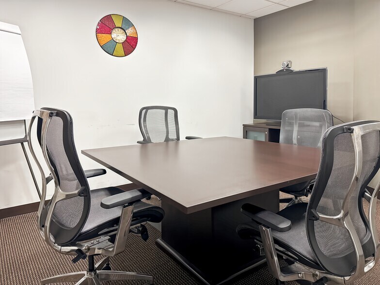 More Photos Of 3 Bethesda Metro Center, Bethesda Coworking Space