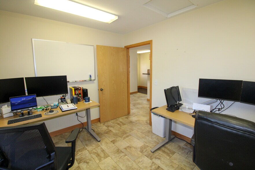 More Photos Of 107 8th Ave SW, Kasson Specialty For Sale