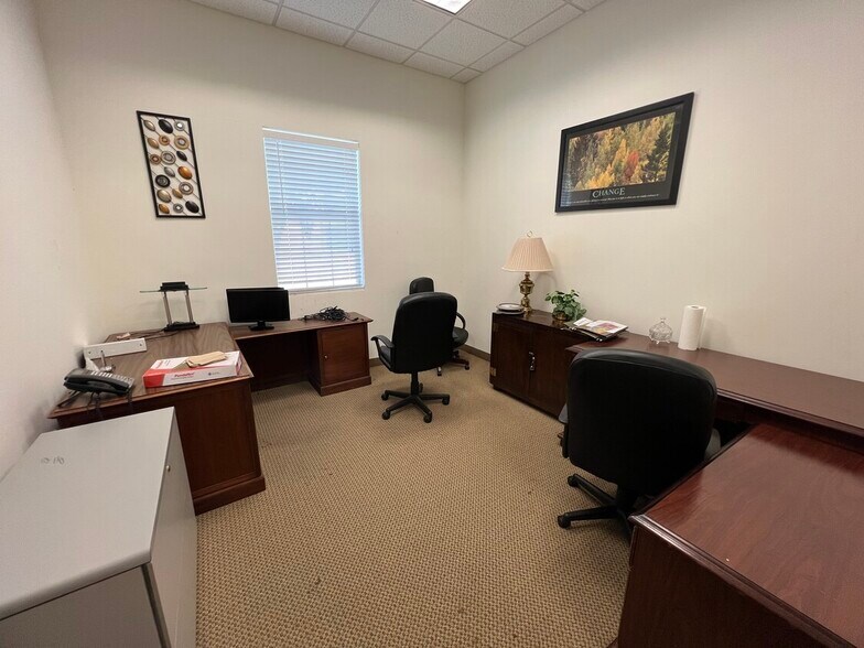 More Photos Of 3020 Communications Pky, Plano Medical For Sale