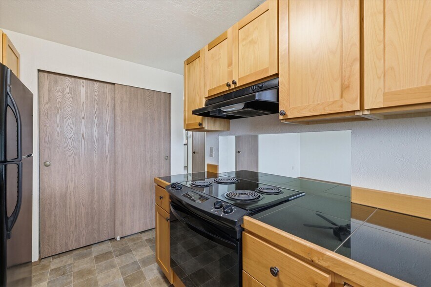 More Photos Of 3116 18th St, Everett Apartments For Sale