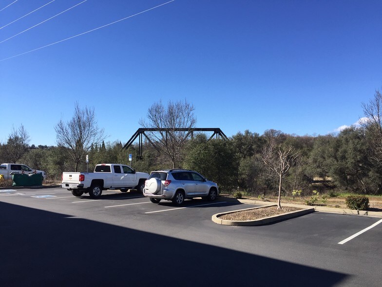 More Photos Of 4416 Yankee Hill Rd, Rocklin Warehouse For Lease