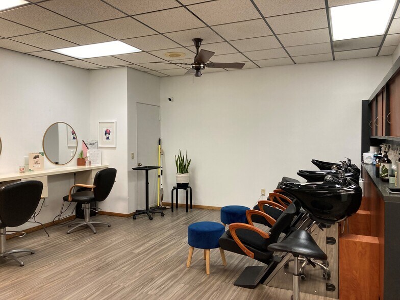 More Photos Of 6629 University Ave, Middleton Storefront Retail Office For Sale