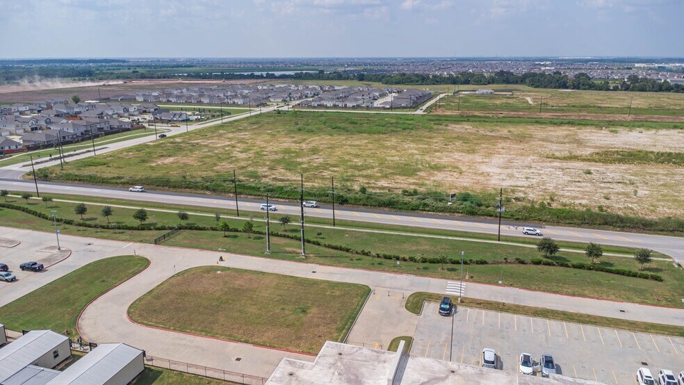 More Photos Of Stockdick School Road & Peek, Katy Land For Sale