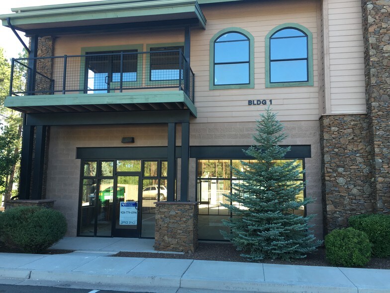 More Photos Of 1600 W University Ave, Flagstaff Medical For Lease