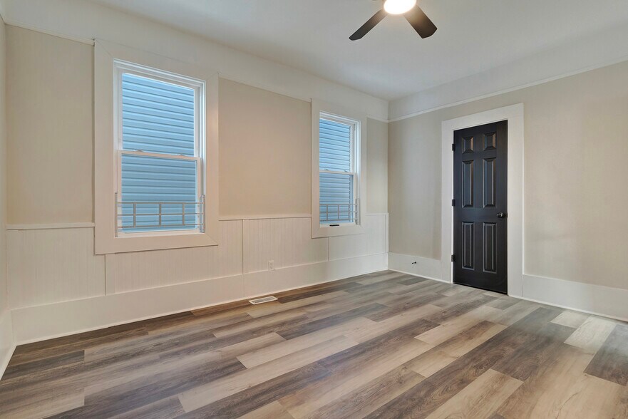 More Photos Of 157 Beach 119th St, Rockaway Park Apartments For Sale