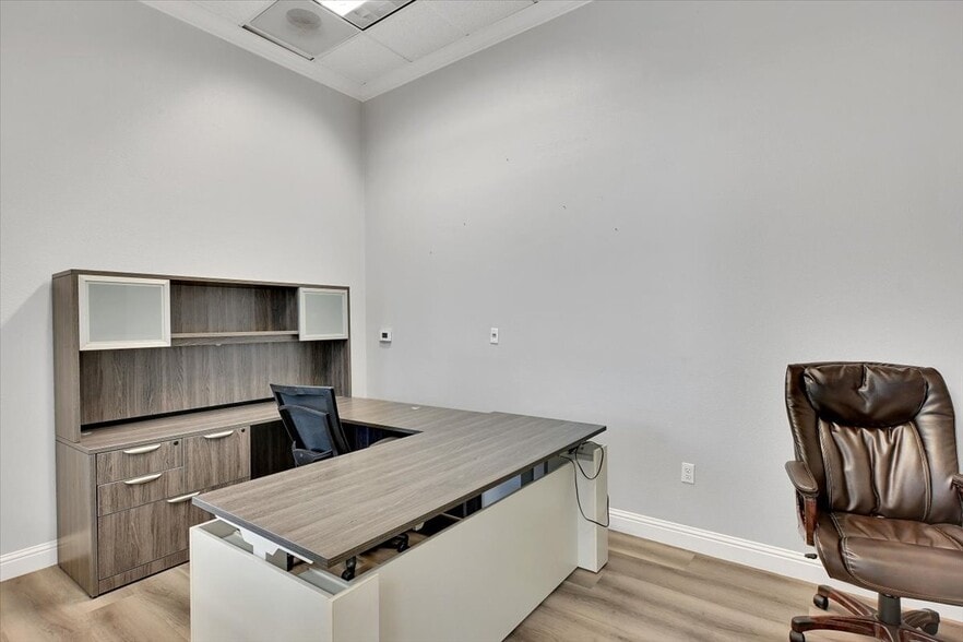 More Photos Of 4690 Duckhorn Dr, Sacramento Research And Development For Sale