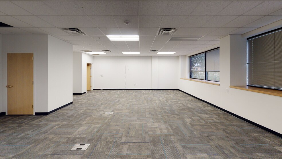 More Photos Of 7001 Pinecrest Rd, Raleigh Office For Lease