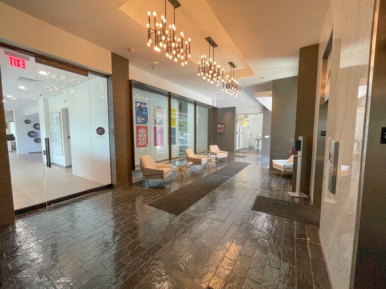 More Photos Of 112 W Center St, Fayetteville Office For Lease