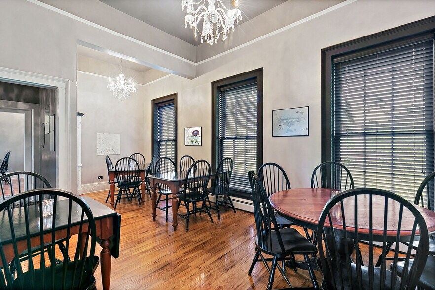 More Photos Of 124 S 2nd St, Geneva General Retail For Sale